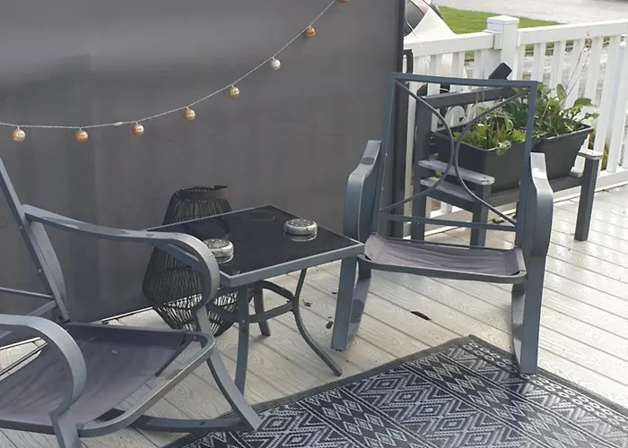 Unique 2 Bed Lodge